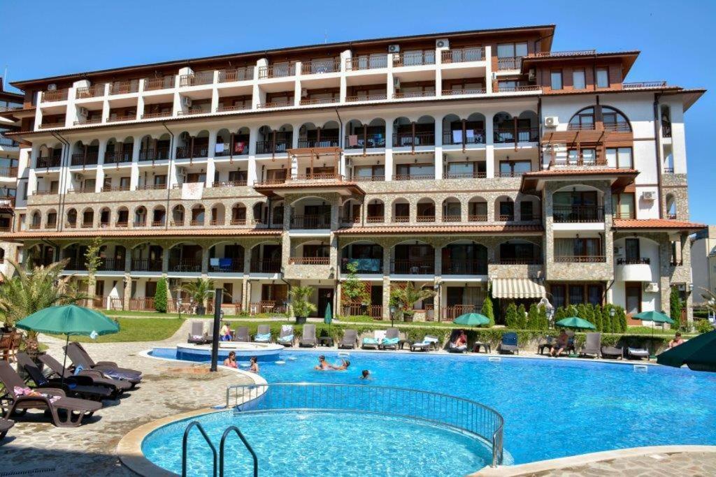 Luxe Apartment Olymp In Sveti Vlas Esterno foto